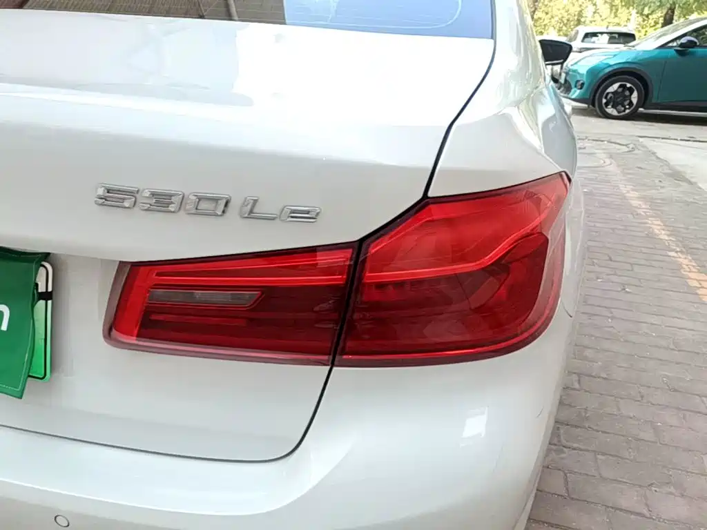 BMW 5 Series New Energy — фото 8
