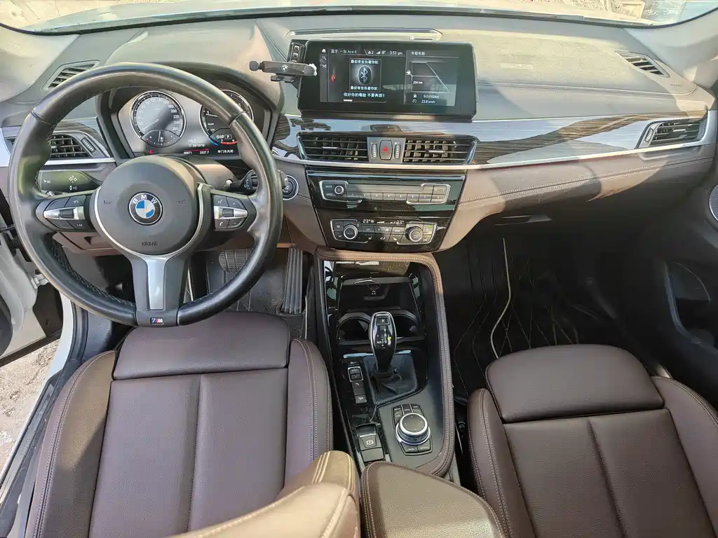 BMW X1 — фото 13