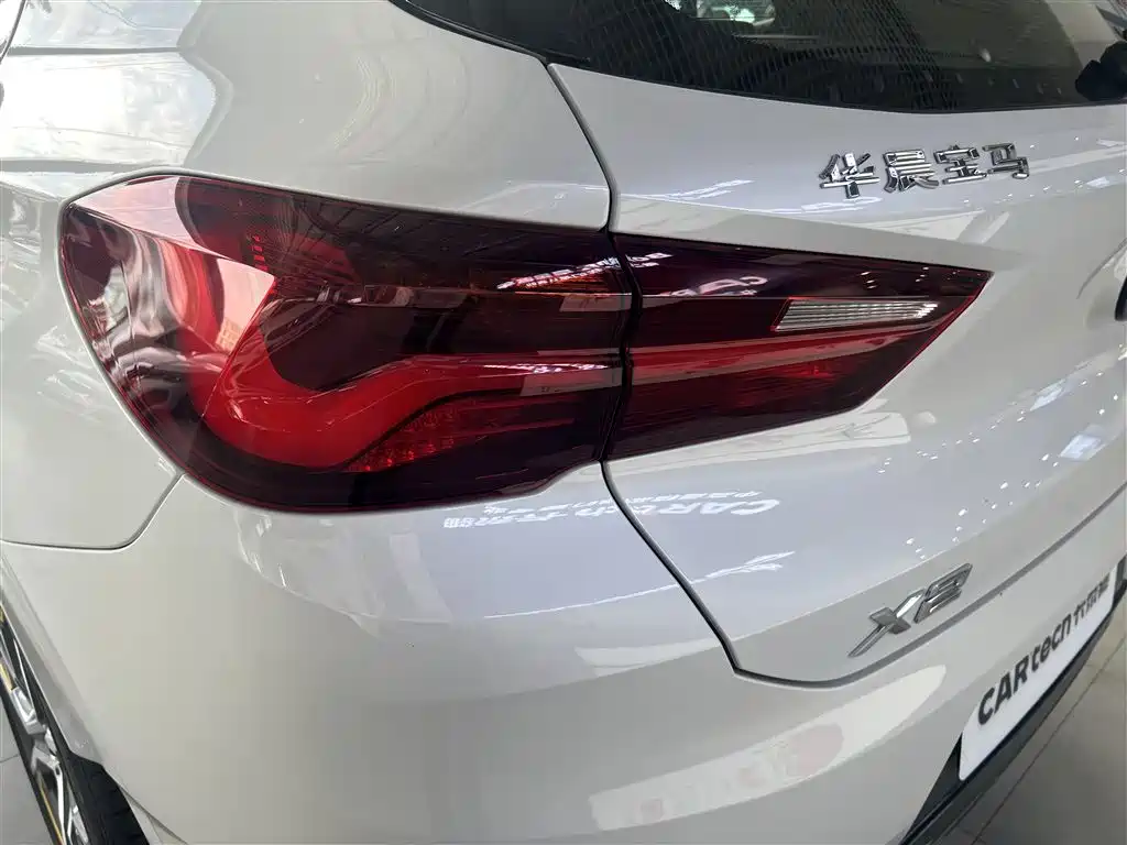 BMW X2 — фото 10
