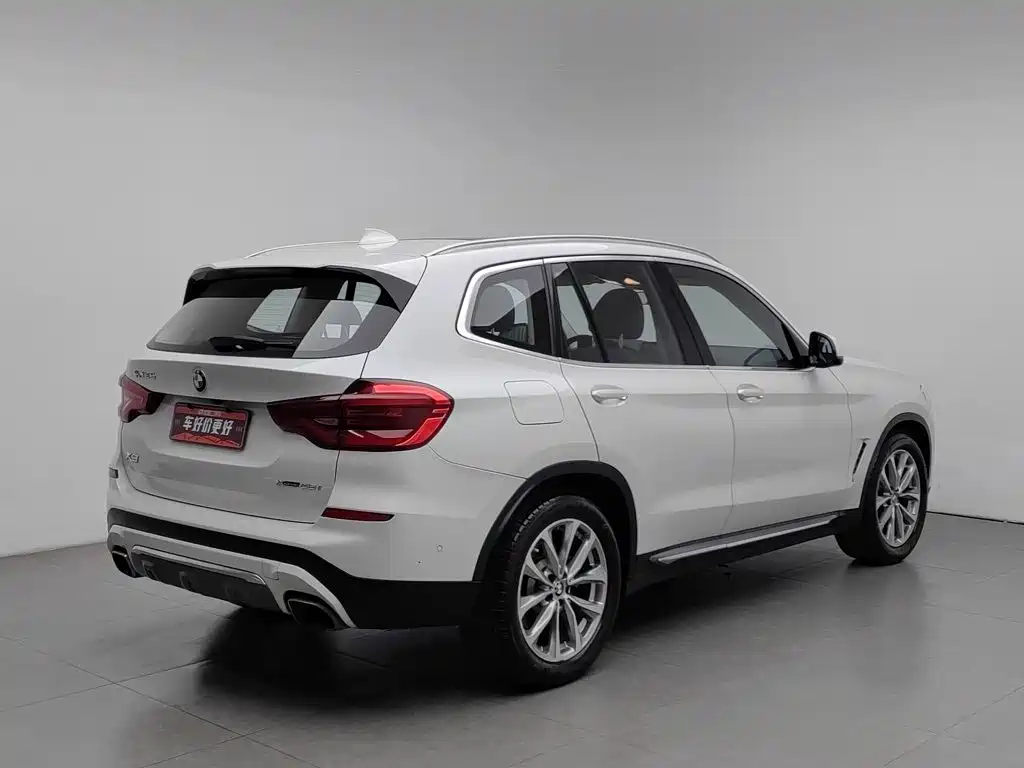 BMW X3 — фото 2