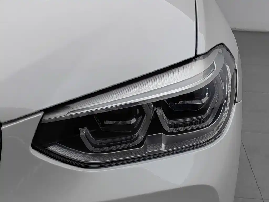 BMW X3 — фото 7