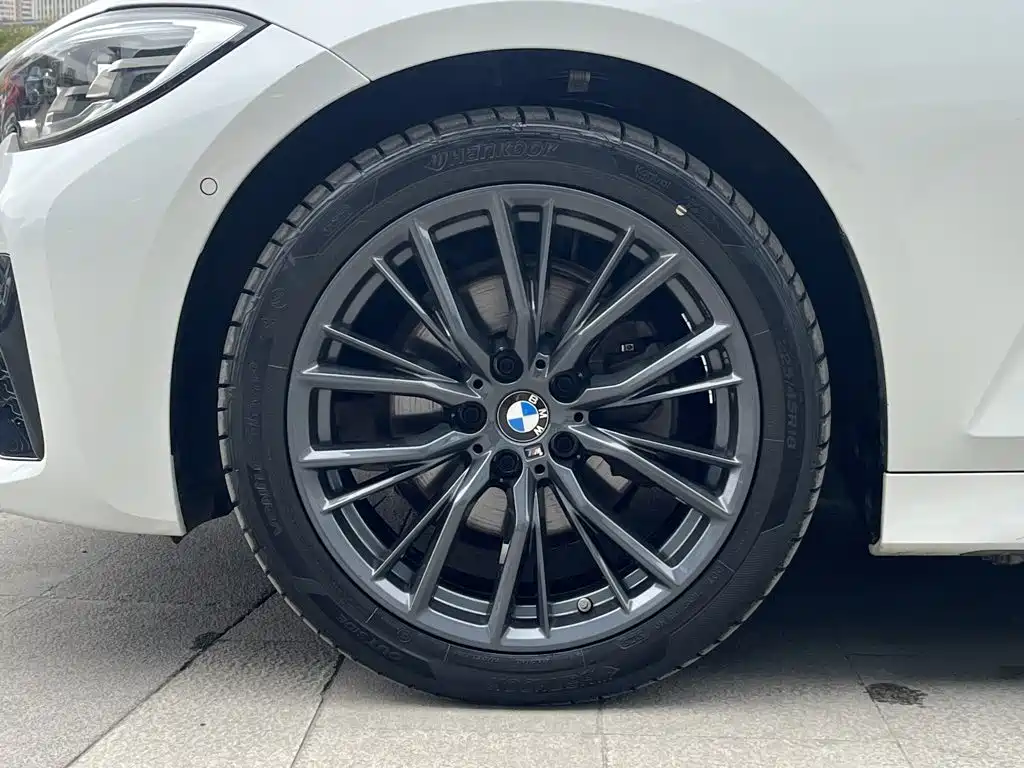BMW 3 Series — фото 10