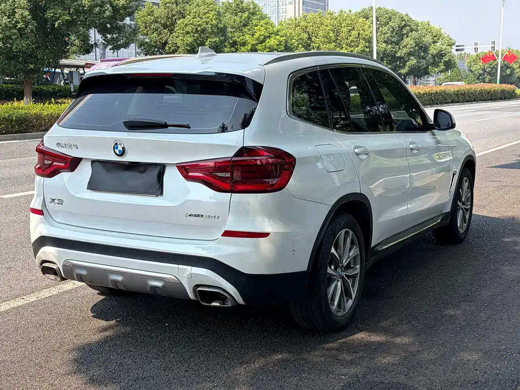 BMW X3 — фото 6
