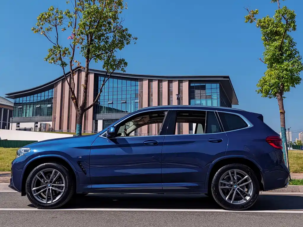 BMW X3 — фото 3
