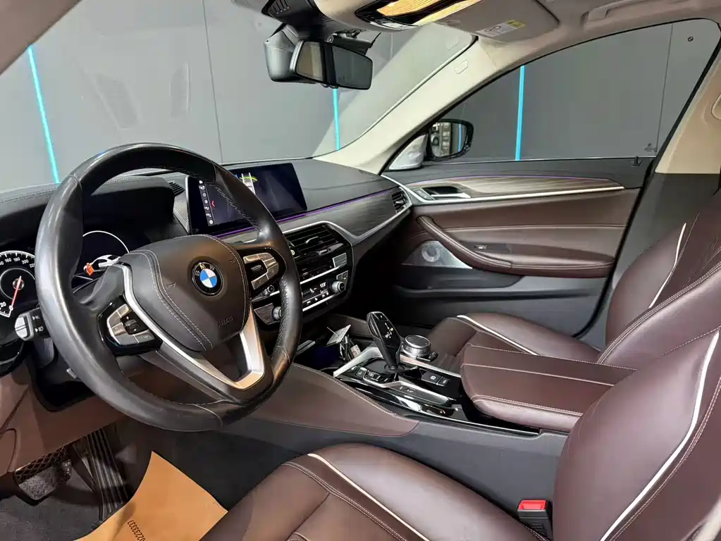 BMW 5 Series New Energy — фото 11