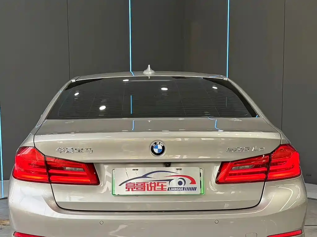 BMW 5 Series New Energy — фото 7