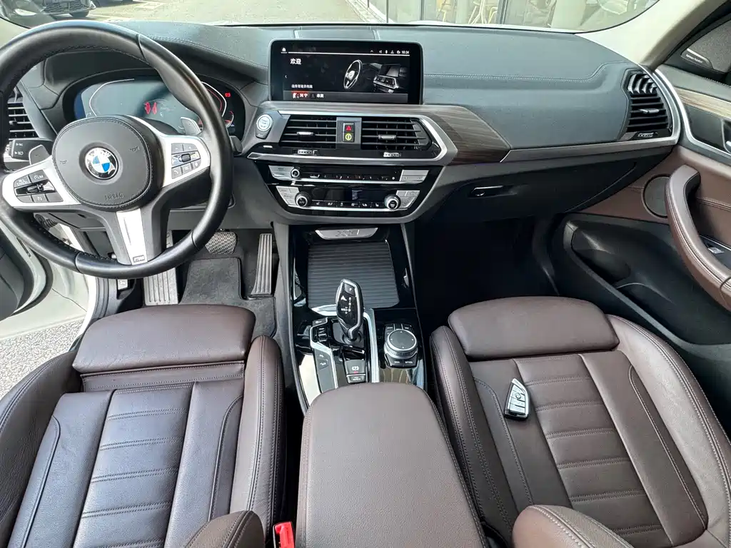 BMW X3 — фото 10