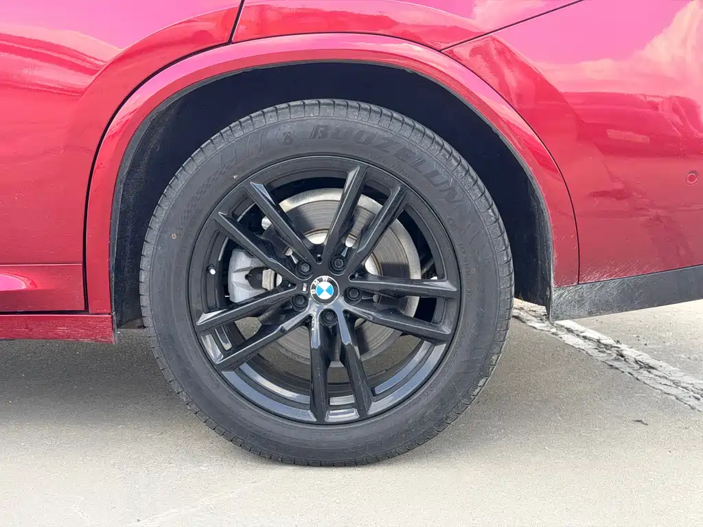 BMW X4 — фото 13