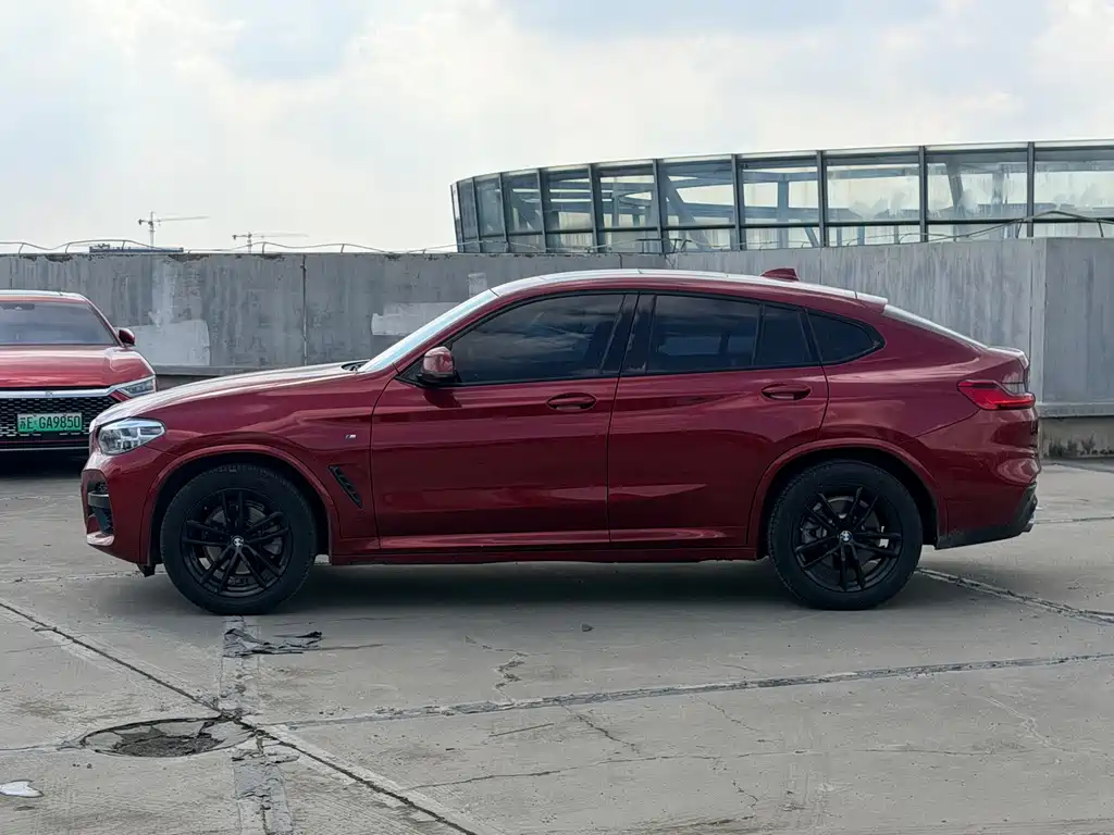 BMW X4 — фото 14