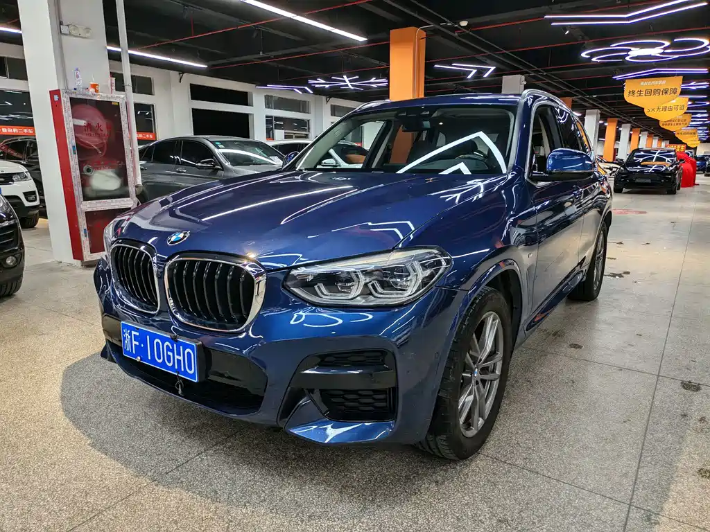 BMW X3 — фото 9