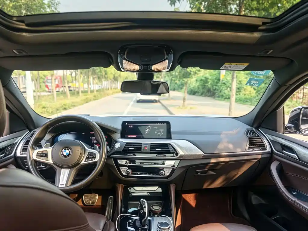 BMW X4 — фото 7