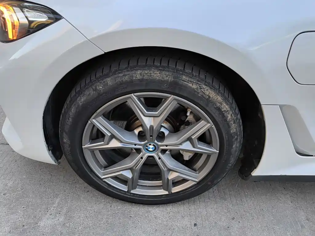 BMW i3 — фото 23