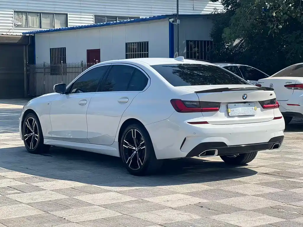 BMW 3 Series — фото 10
