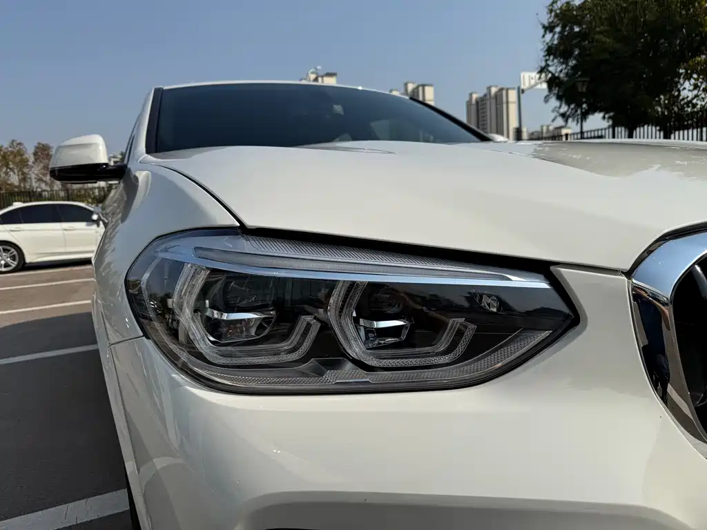 BMW X4 — фото 3