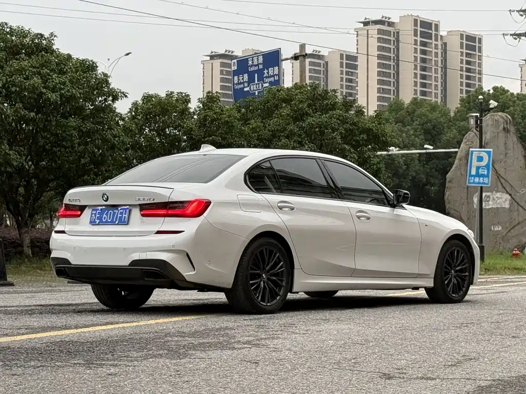 BMW 3 Series — фото 4