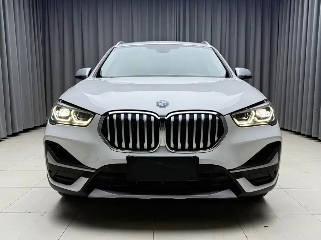 BMW X1 — фото 3
