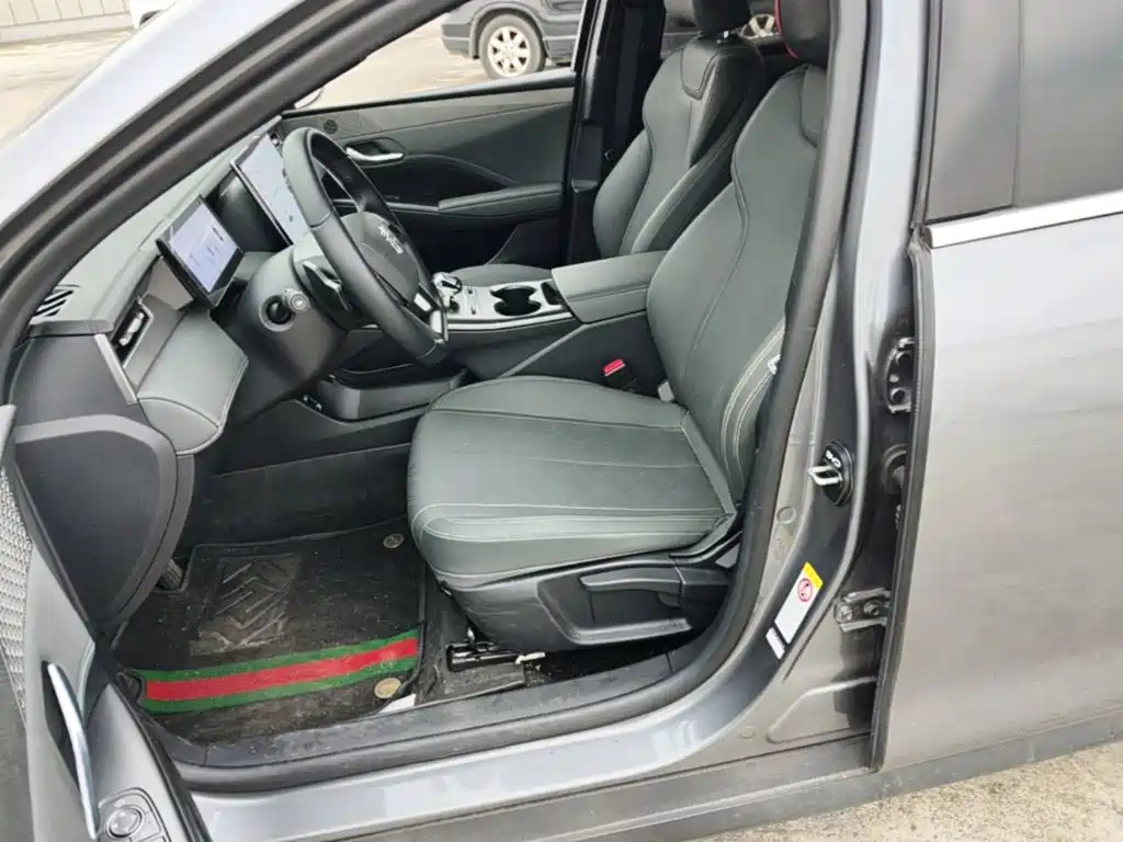 BYD Qin PLUS — фото 15