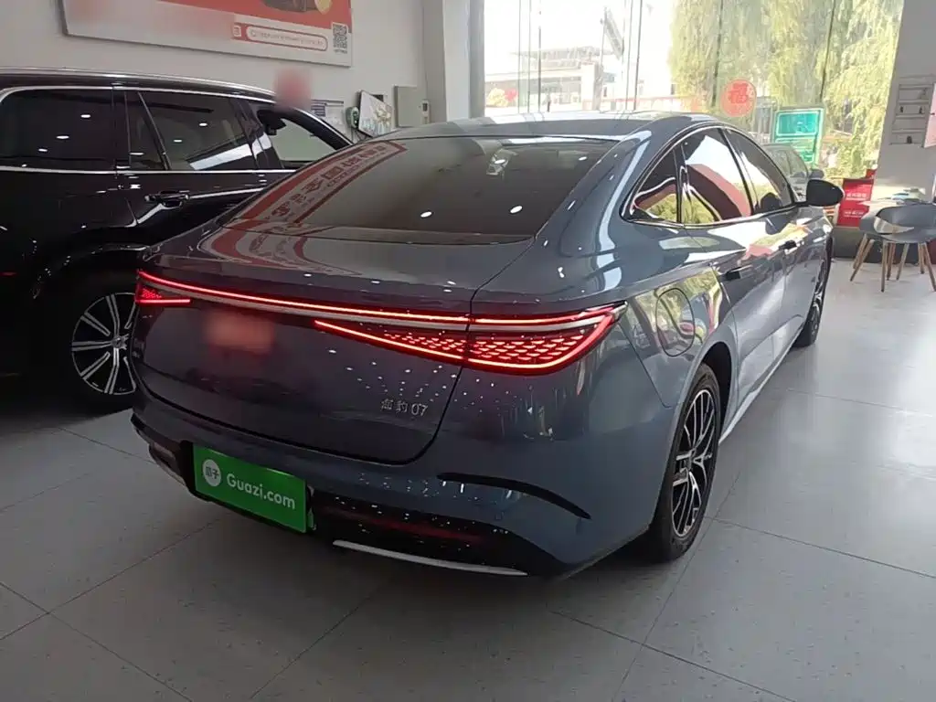 BYD Seal 07 DM-i — фото 7