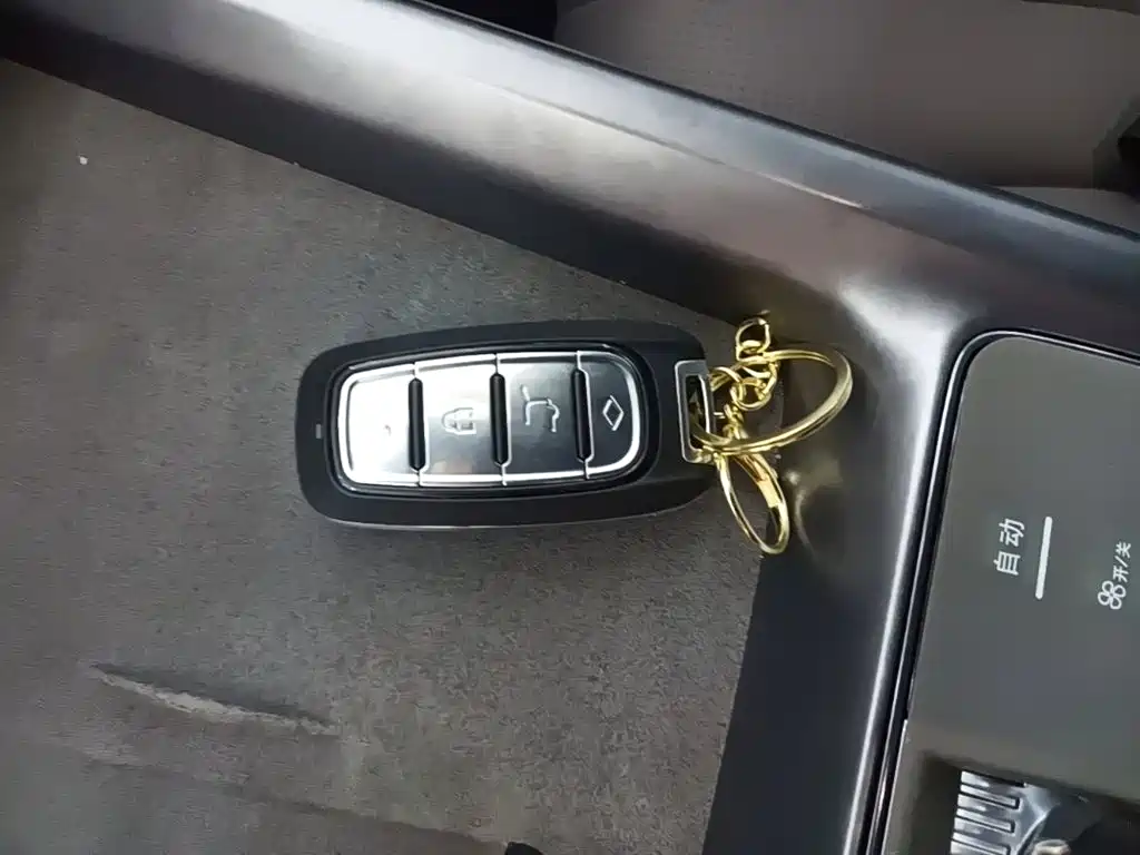BYD Seal 07 DM-i — фото 9