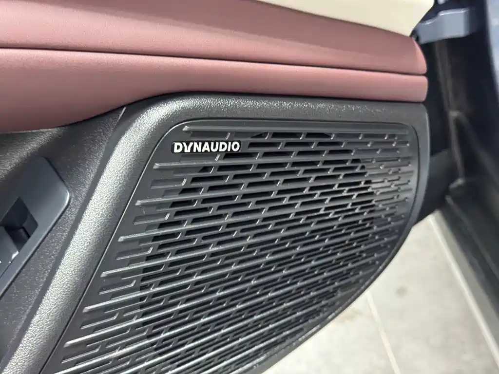 BYD Seal 07 DM-i — фото 17