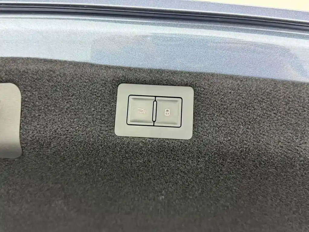 BYD Seal 07 DM-i — фото 18