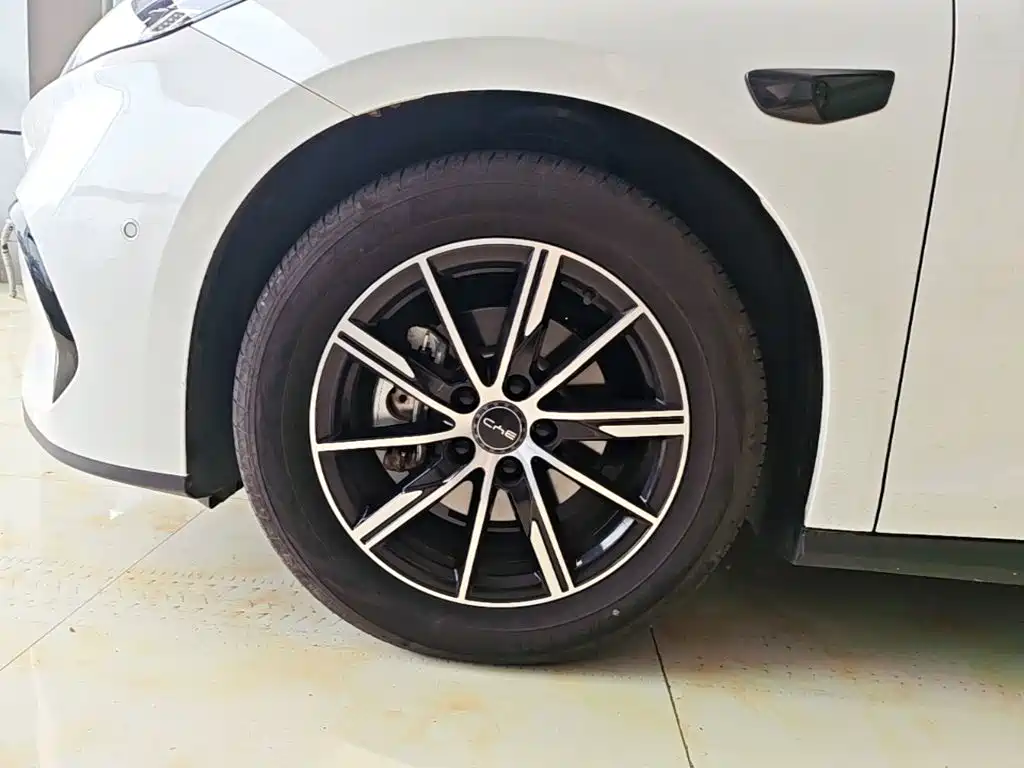 BYD Seal 06 — фото 23