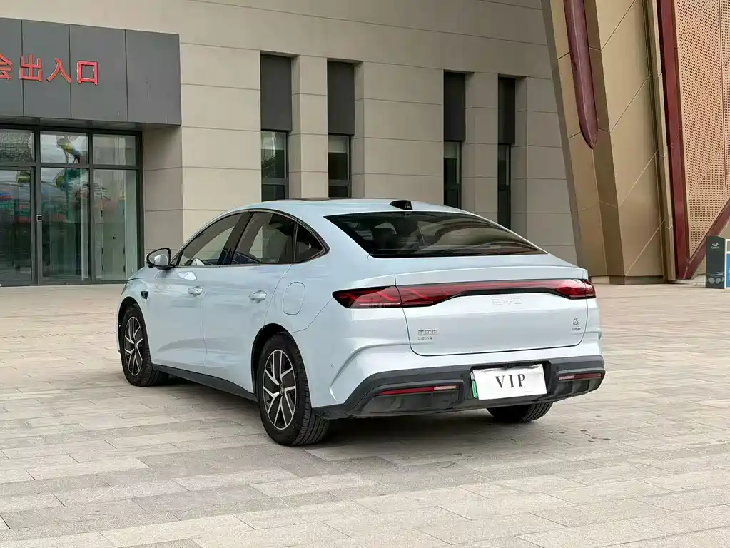 BYD Qin L — фото 4