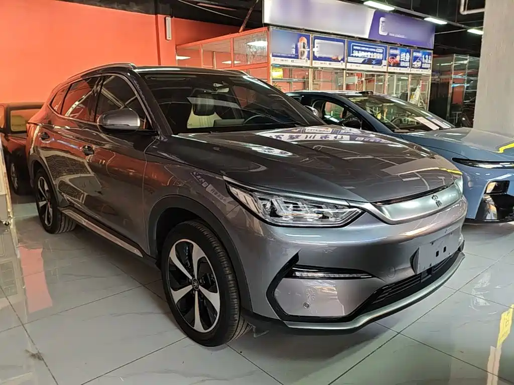BYD PLUS New Energy — фото 4