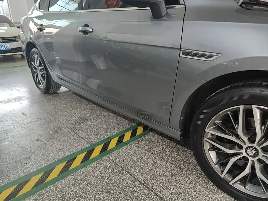 BYD Qin PLUS — фото 21