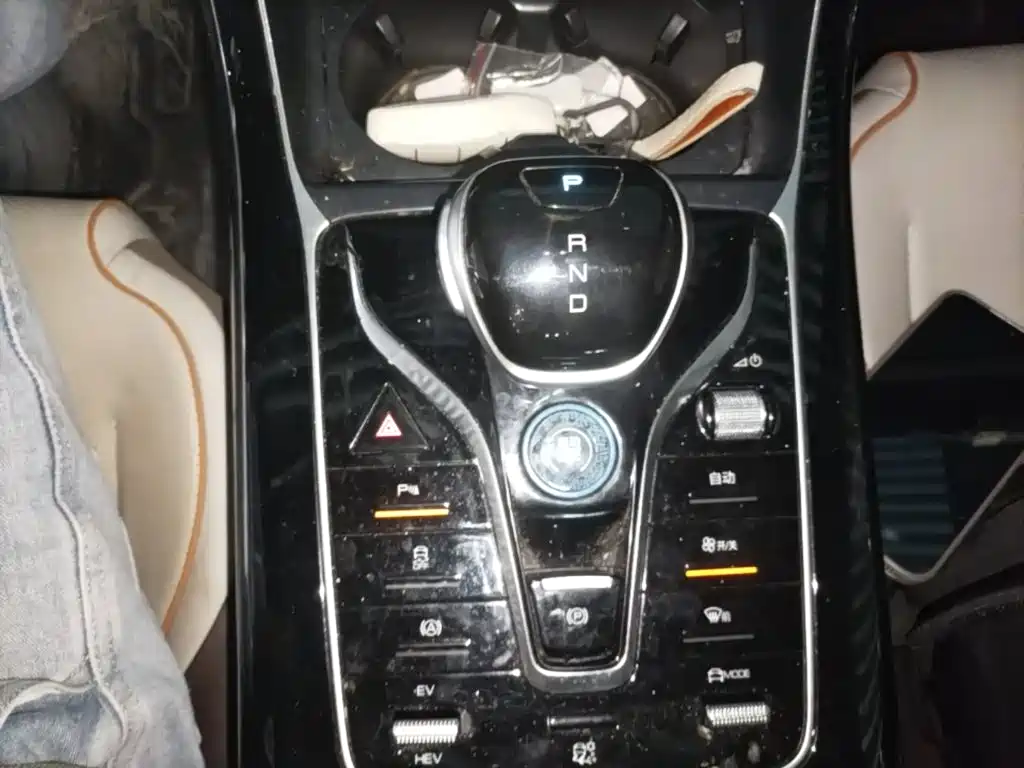 BYD Qin PLUS — фото 14