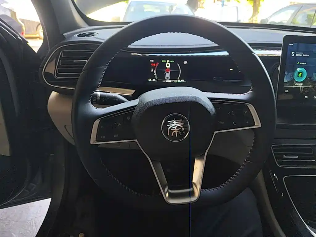 BYD Qin PLUS — фото 11