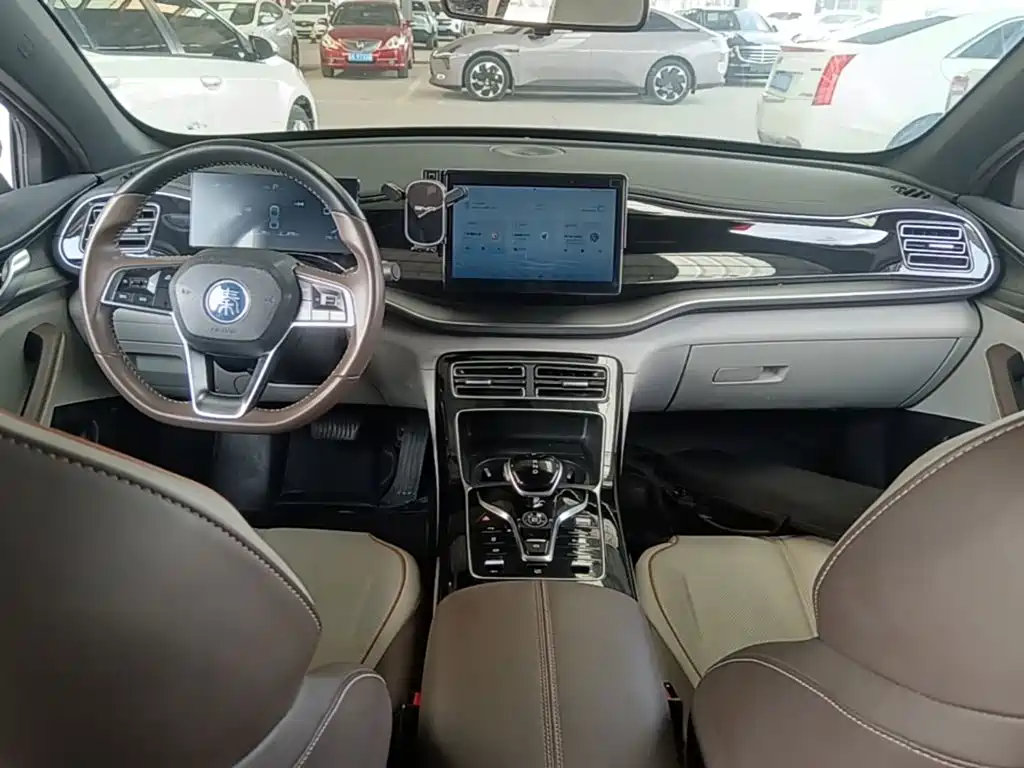 BYD Qin PLUS — фото 10