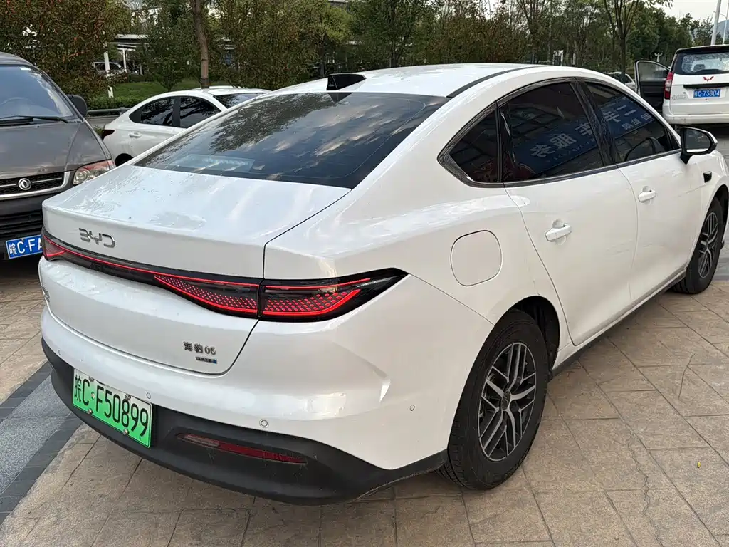 BYD Seal 05 DM-i — фото 5
