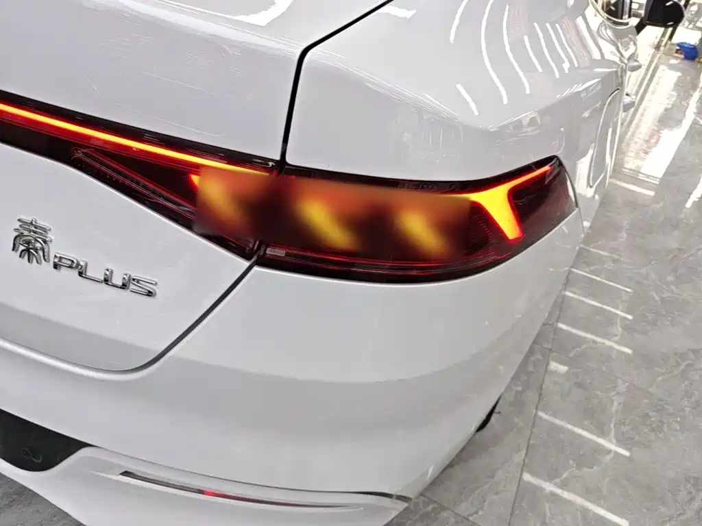 BYD Qin PLUS — фото 8