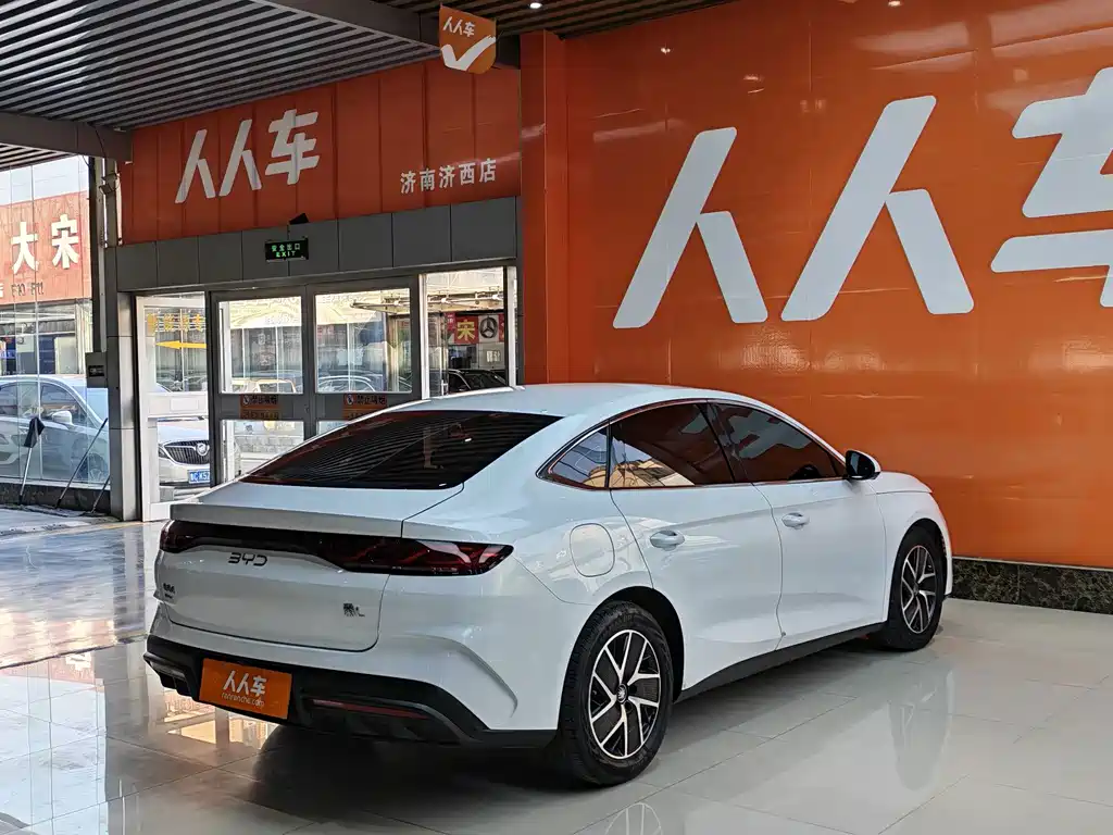 BYD Qin L — фото 4