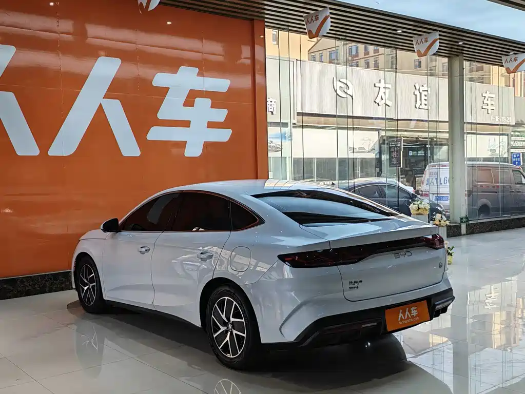 BYD Qin L — фото 6