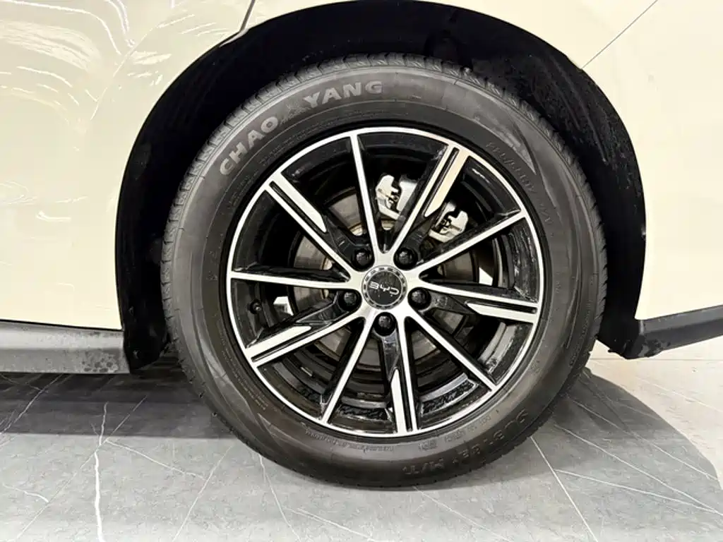 BYD Seal 06 — фото 18