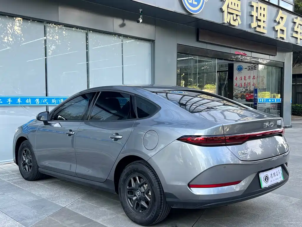 BYD Qin PLUS — фото 14