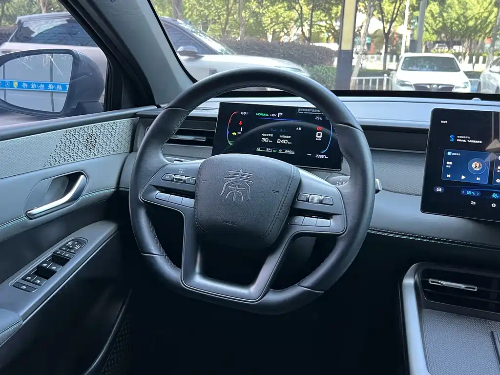 BYD Qin PLUS — фото 6