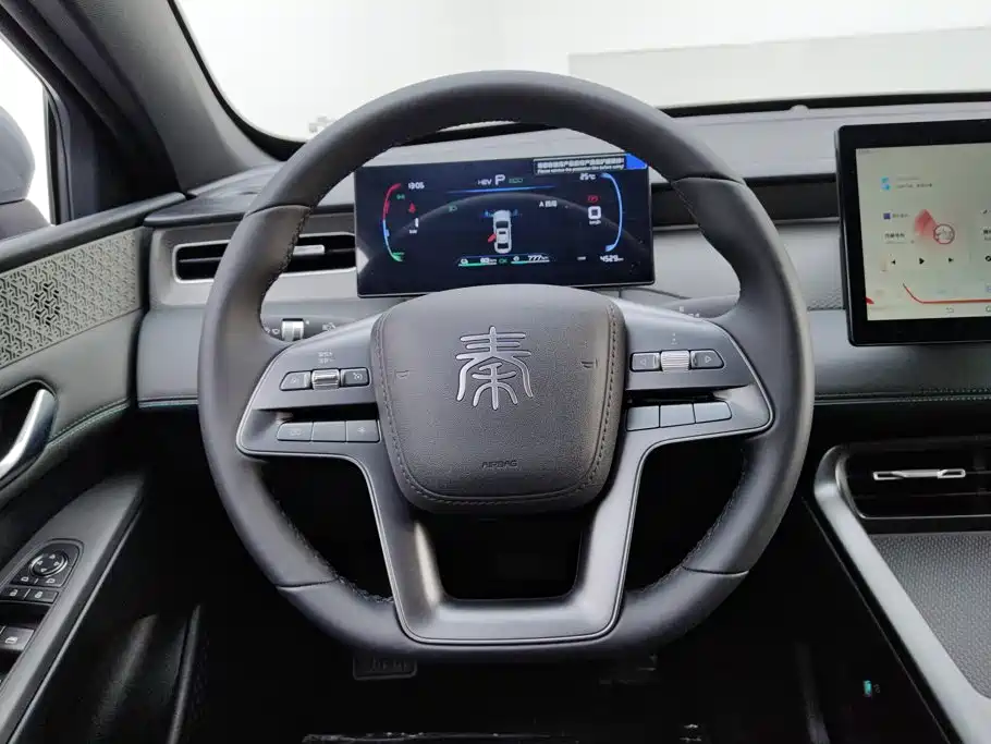 BYD Qin PLUS — фото 15