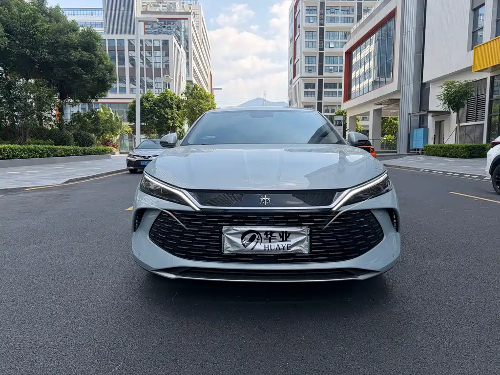 BYD Qin L — фото 2