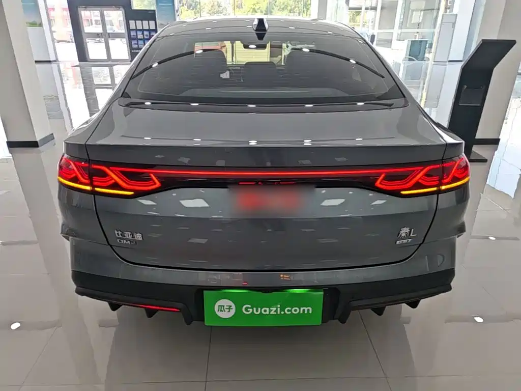 BYD Qin L — фото 6