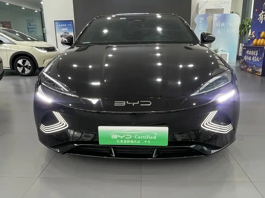 BYD Seal — фото 2