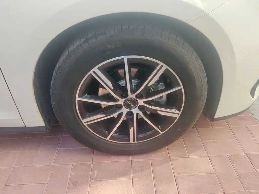 BYD Seal 06 — фото 25