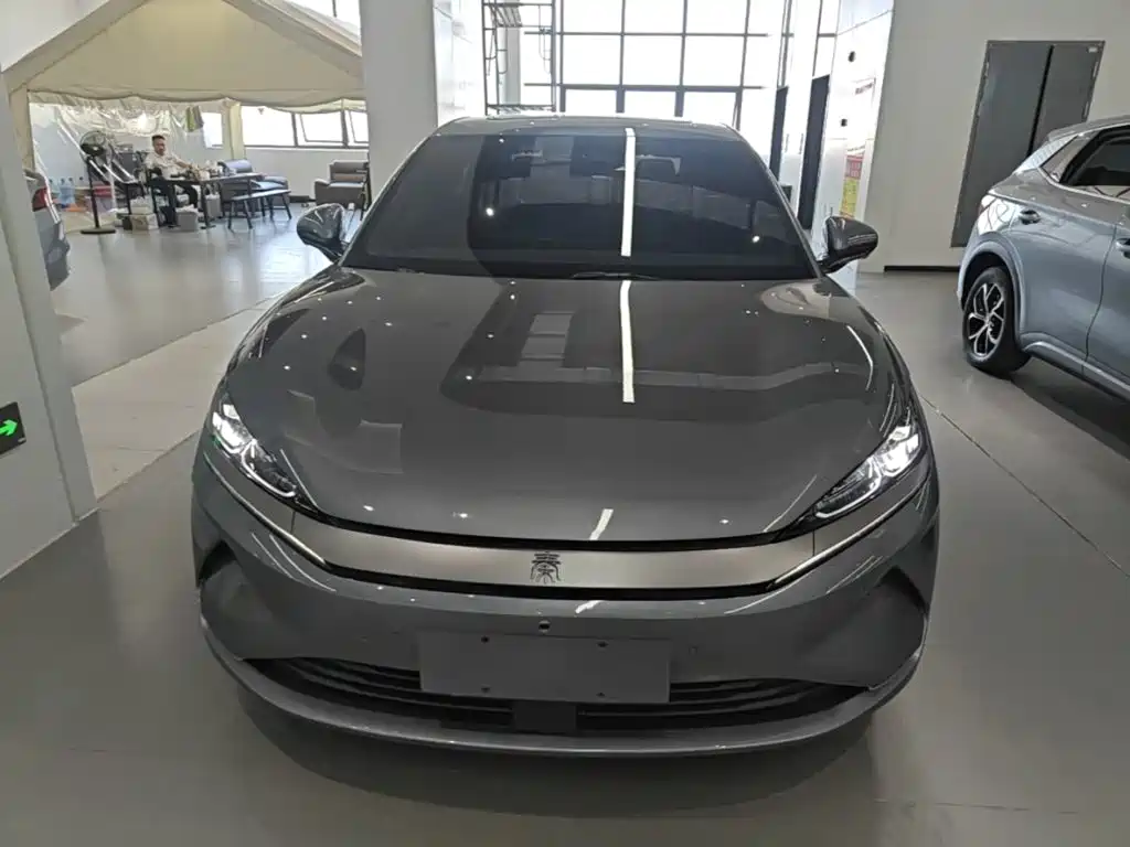 BYD Qin L — фото 3
