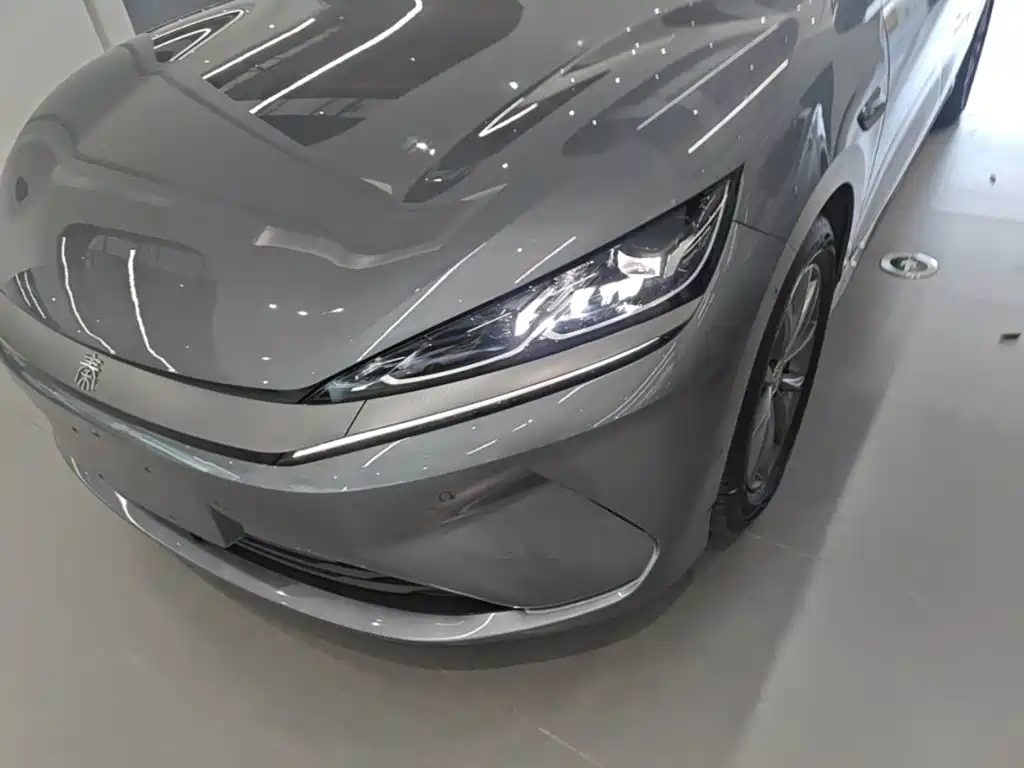 BYD Qin L — фото 24