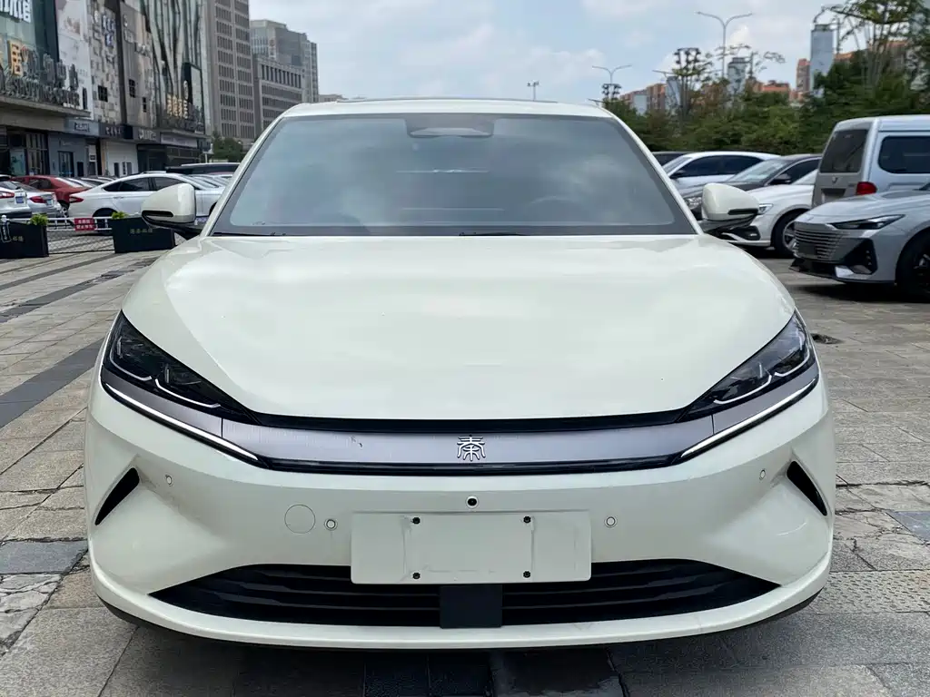 BYD Qin L — фото 2