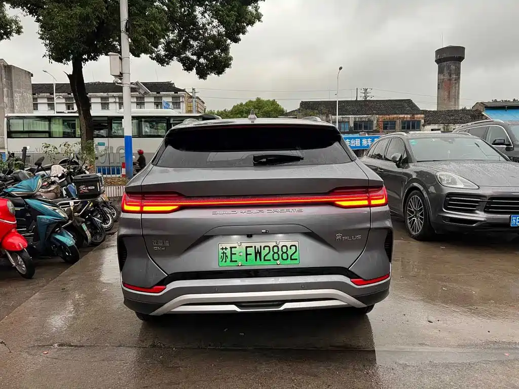 BYD PLUS New Energy — фото 4