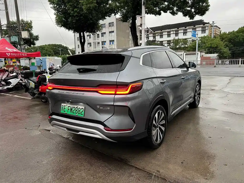 BYD PLUS New Energy — фото 6