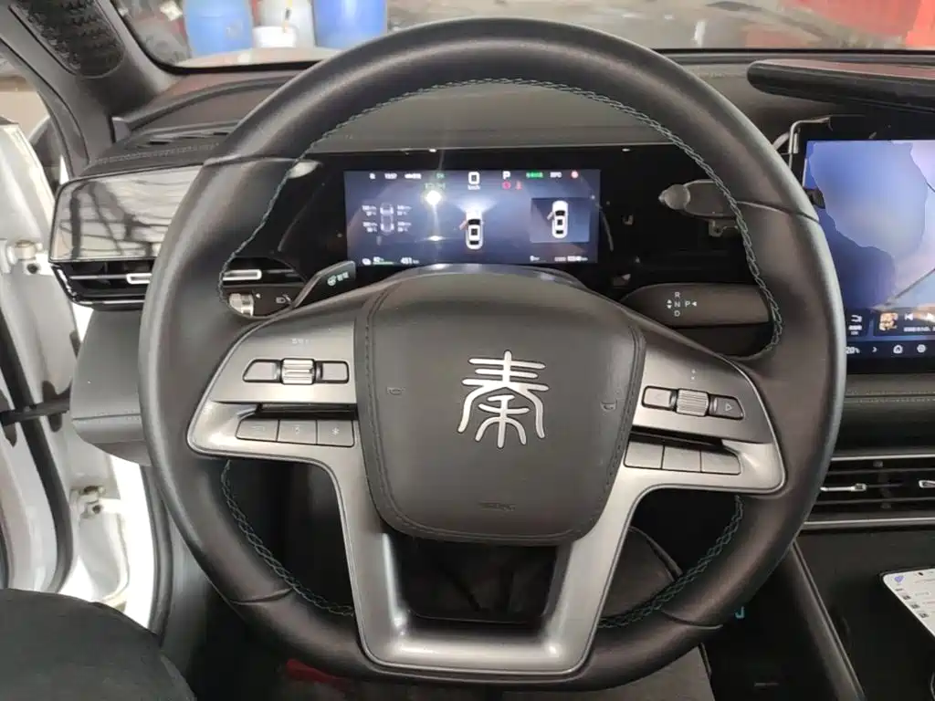 BYD Qin L — фото 11